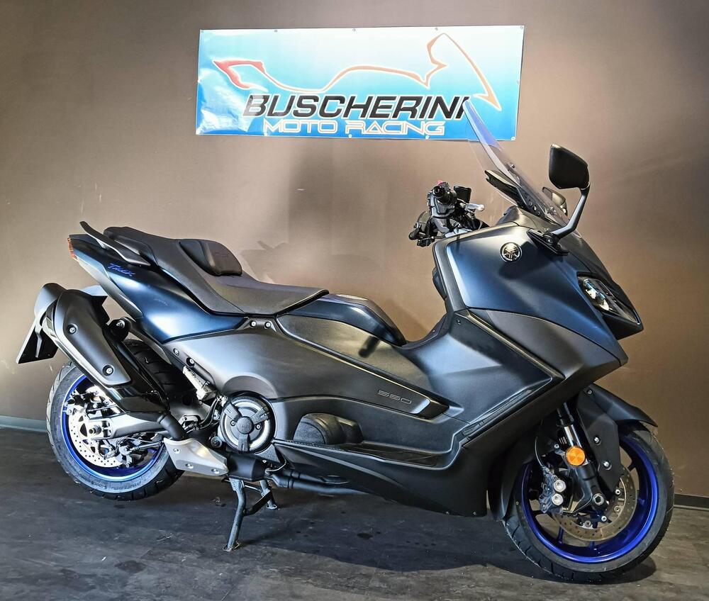 Yamaha T-Max 560 (2022 - 24) (10)