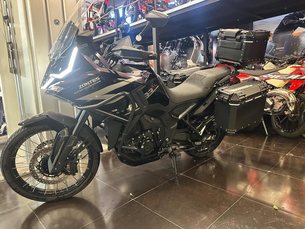 Zontes ZT703-F (2025 - 26) (4)