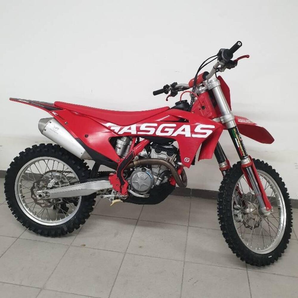 GASGAS EC 250 F (2022) (4)