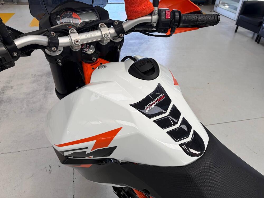 KTM 990 Supermoto R (2012 - 13) (7)