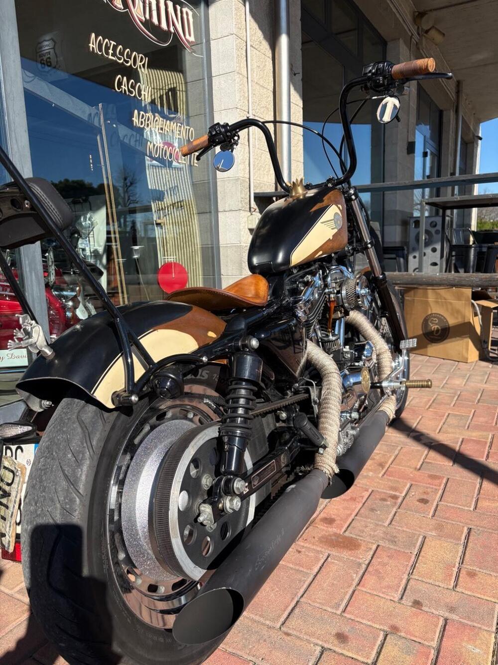 Harley-Davidson 1200 Custom (2001 - 03) - XL 1200C (7)