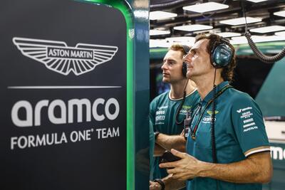 F1. &ldquo;Non siamo contenti di essere diversi secondi pi&ugrave; lenti&rdquo;: Pedro de la Rosa ammette che l&rsquo;Aston Martin &egrave; in ginocchio. E di Adrian Newey dice&hellip;