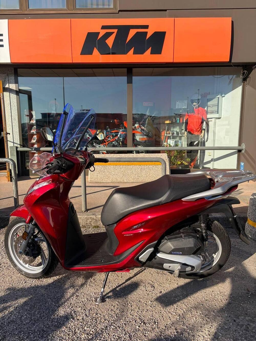 Honda SH 150i (2020 - 23) (2)