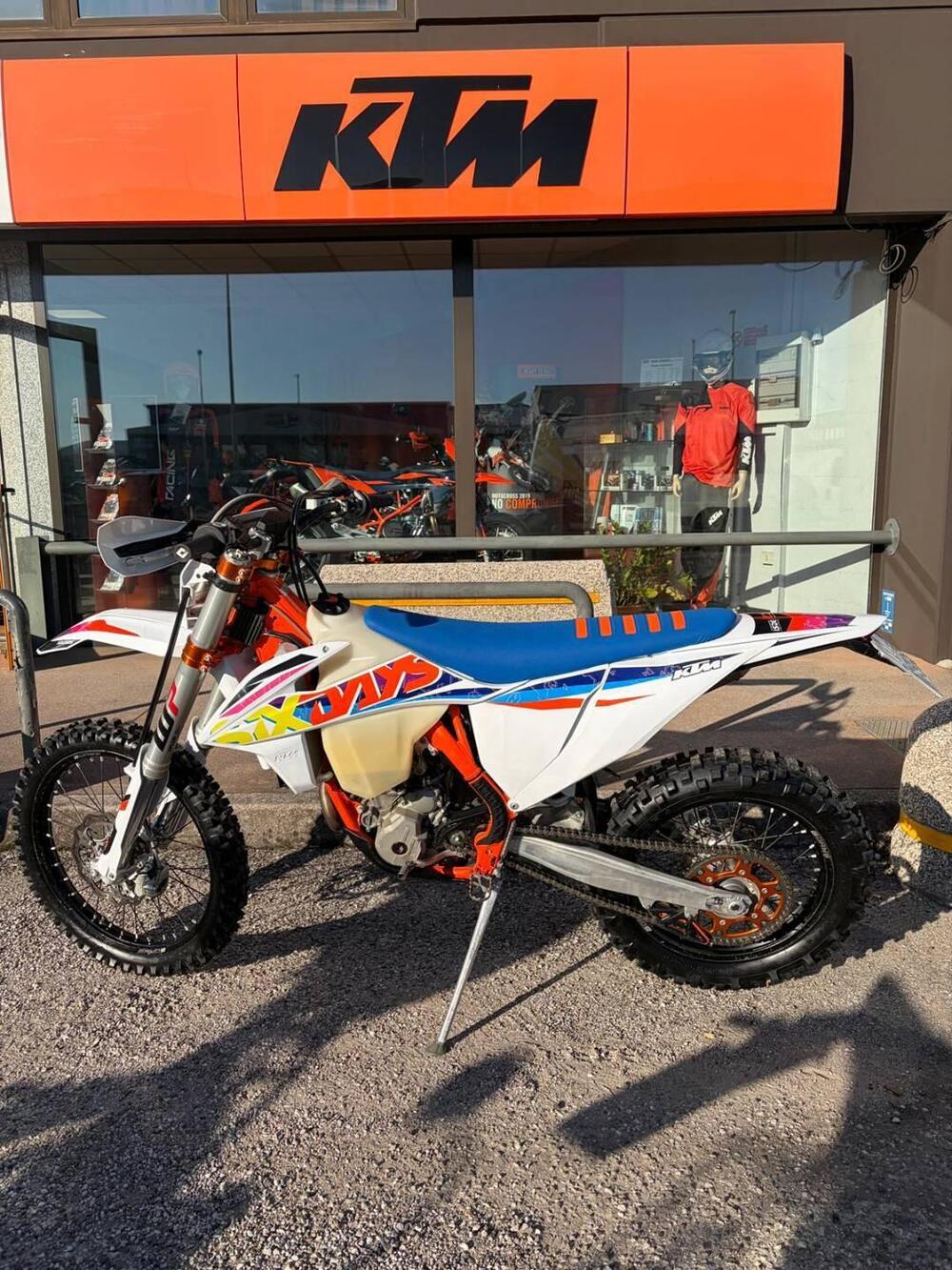 KTM 350 EXC-F Six Days (2022) (2)