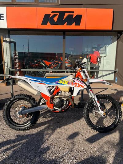 KTM 350 EXC-F Six Days (2022) usata