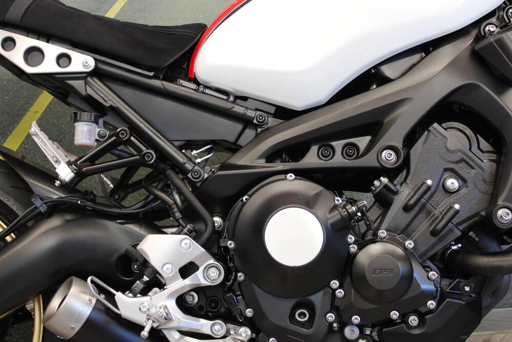 Yamaha XSR 900 ABS (2016 - 20) (14)