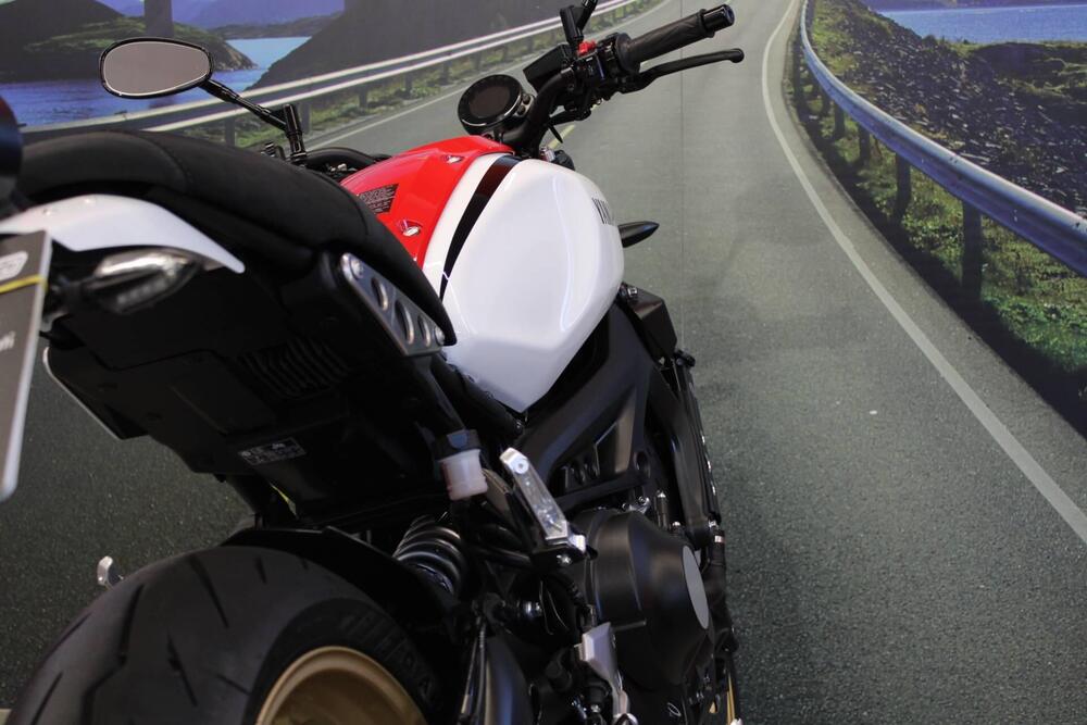 Yamaha XSR 900 ABS (2016 - 20) (18)