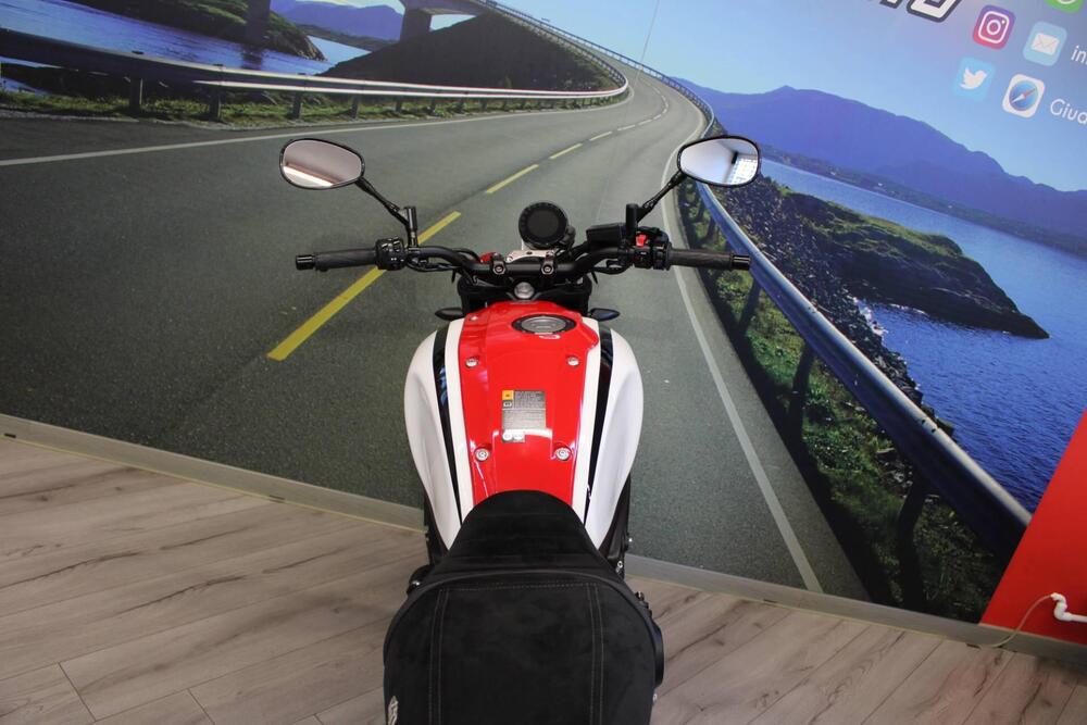 Yamaha XSR 900 ABS (2016 - 20) (20)