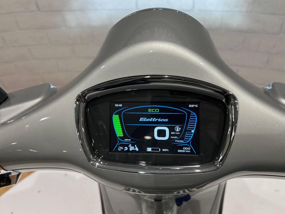 Vespa Vespa Elettrica 70 (2020 - 24) (12)