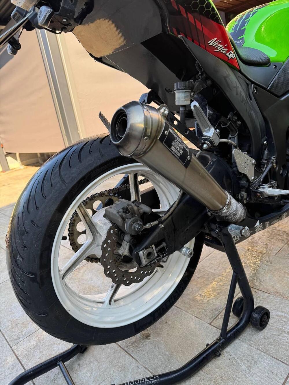 Kawasaki Ninja 600 ZX-6R (2007 - 08) (6)