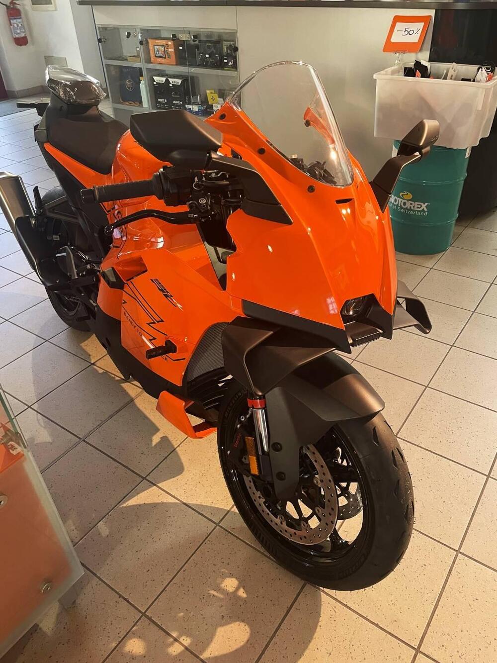 KTM 990 RC R (2026) (4)