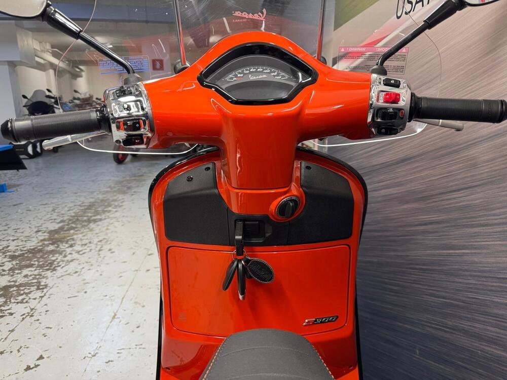 Vespa GTS 300 Super Sport (2023 - 24) (6)