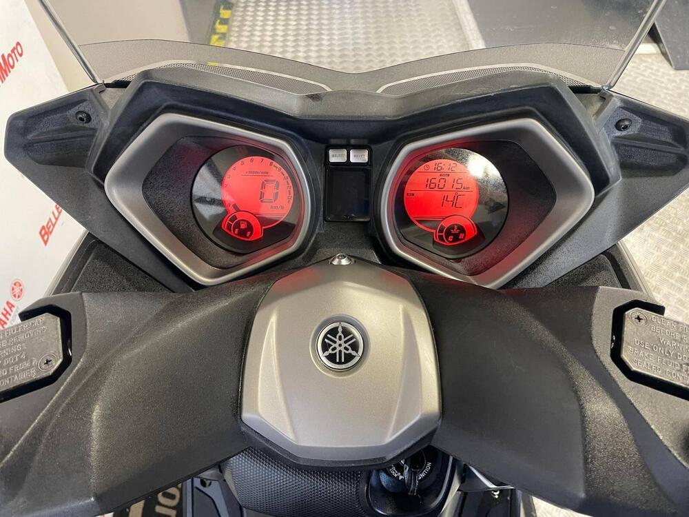 Yamaha X-Max 250 ABS (2014 - 16) (6)
