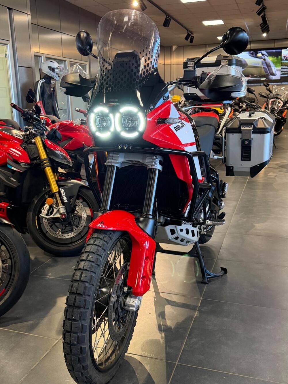 Ducati DesertX Discovery (2025) (3)