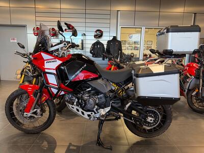 Ducati DesertX Discovery (2025) usata
