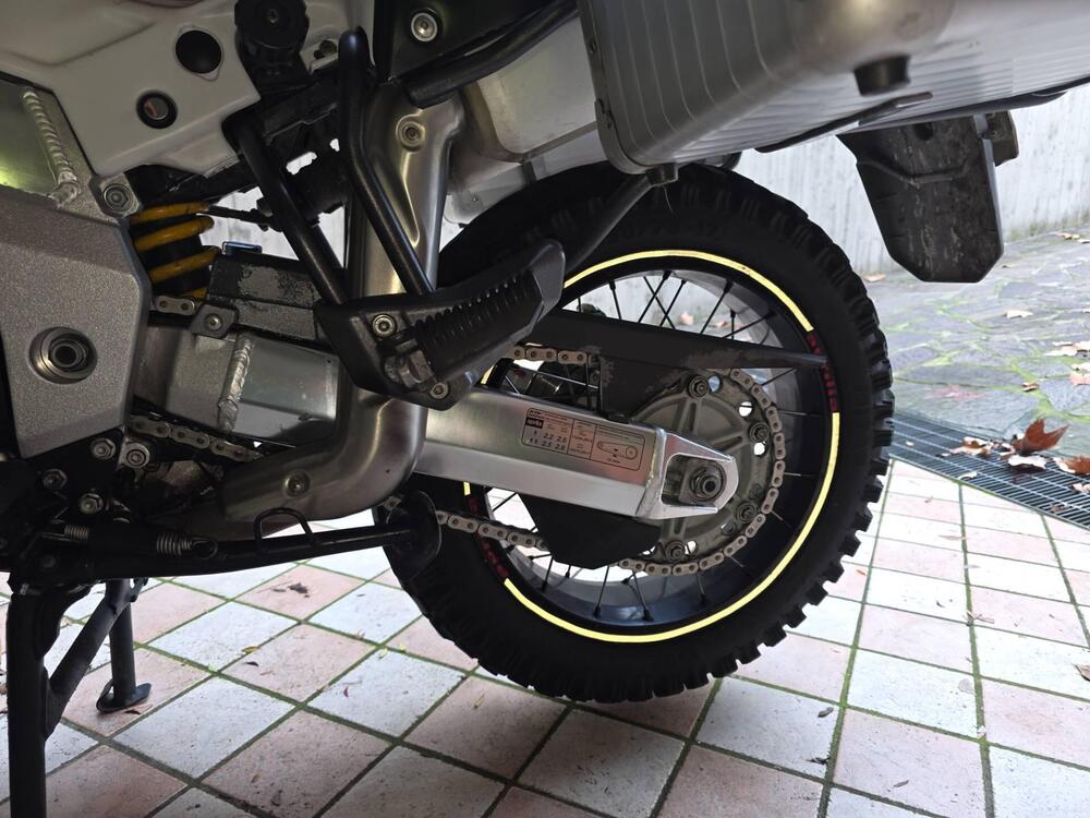 Aprilia Caponord ETV 1000 Rally Raid (2003 - 04) (2)