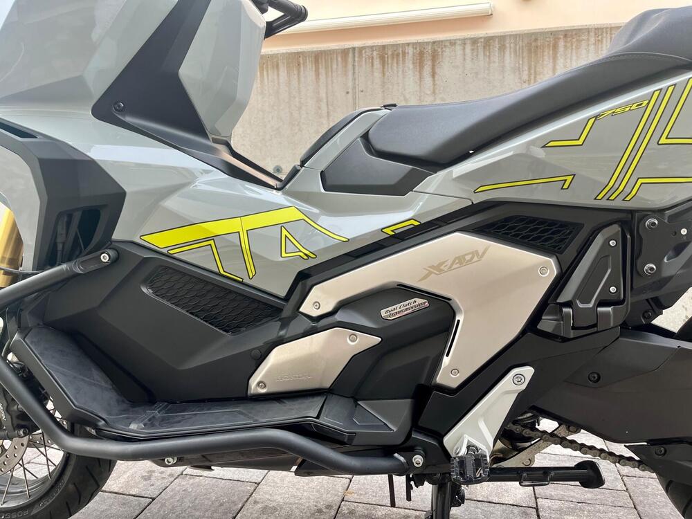 Honda X-ADV 750 DCT Gravel (2021 - 24) (4)