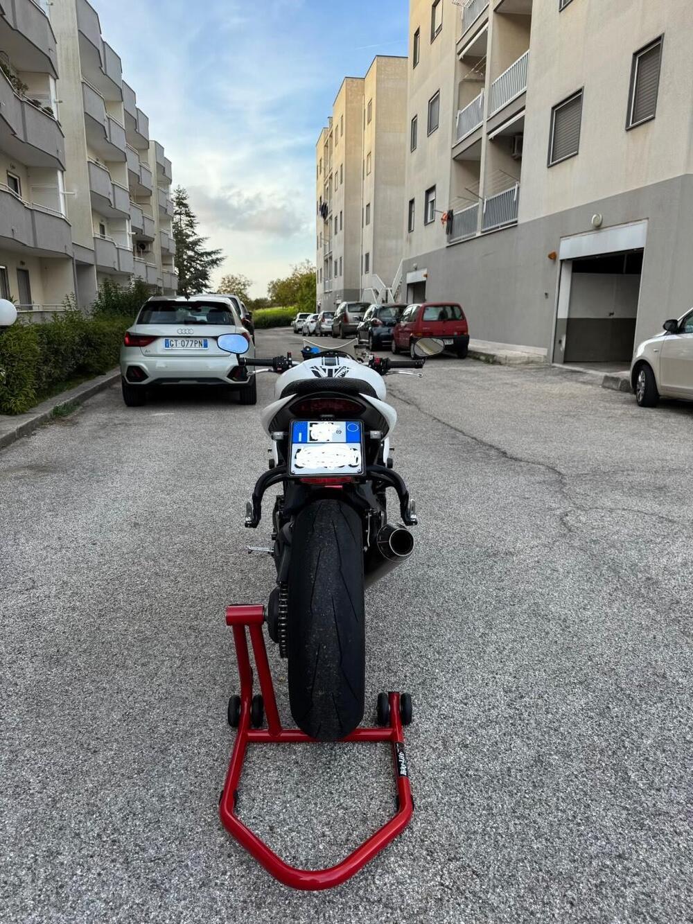 Triumph Speed Triple 1050 (2011 - 13) (4)