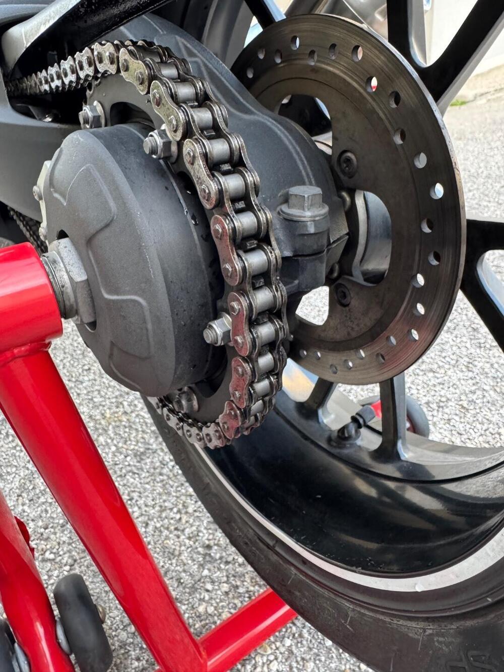 Triumph Speed Triple 1050 (2011 - 13) (9)