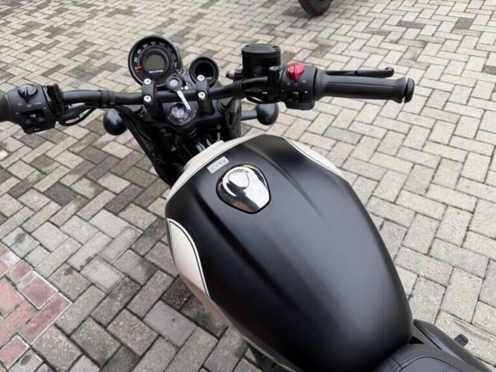 Royal Enfield HNTR 350 (2022 - 26) (3)