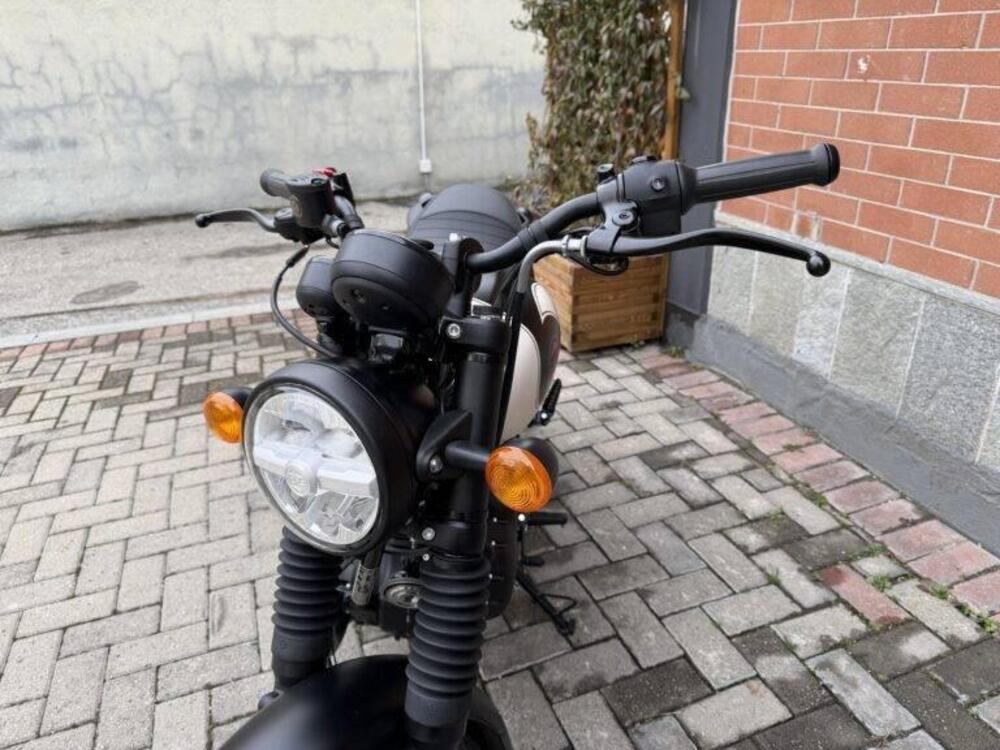 Royal Enfield HNTR 350 (2022 - 26) (4)