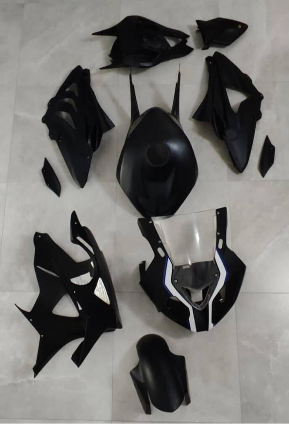 Carena completa aftermarket BMW S1000 RR anni 2010 Parti BMW + after market (2)