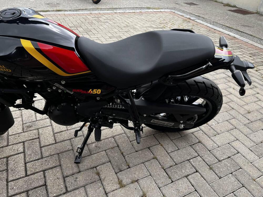 Royal Enfield Guerrilla 450 (2024 - 26) (2)