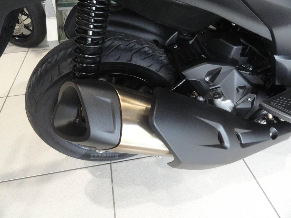 Voge Sfida SR4 (2022 - 24) (5)