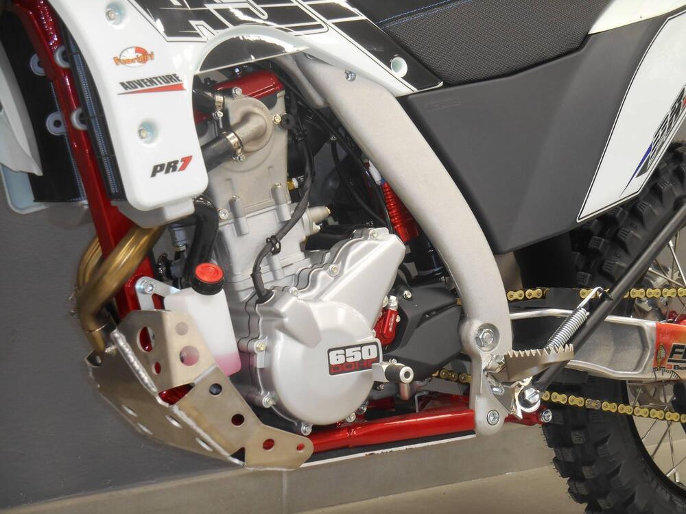 AJP PR7 650 Adventure (2021 - 24) (6)