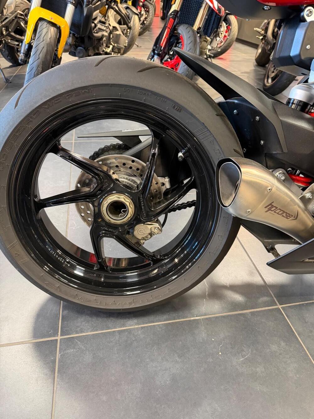MV Agusta F3 800 Rosso (2021 - 23) (15)