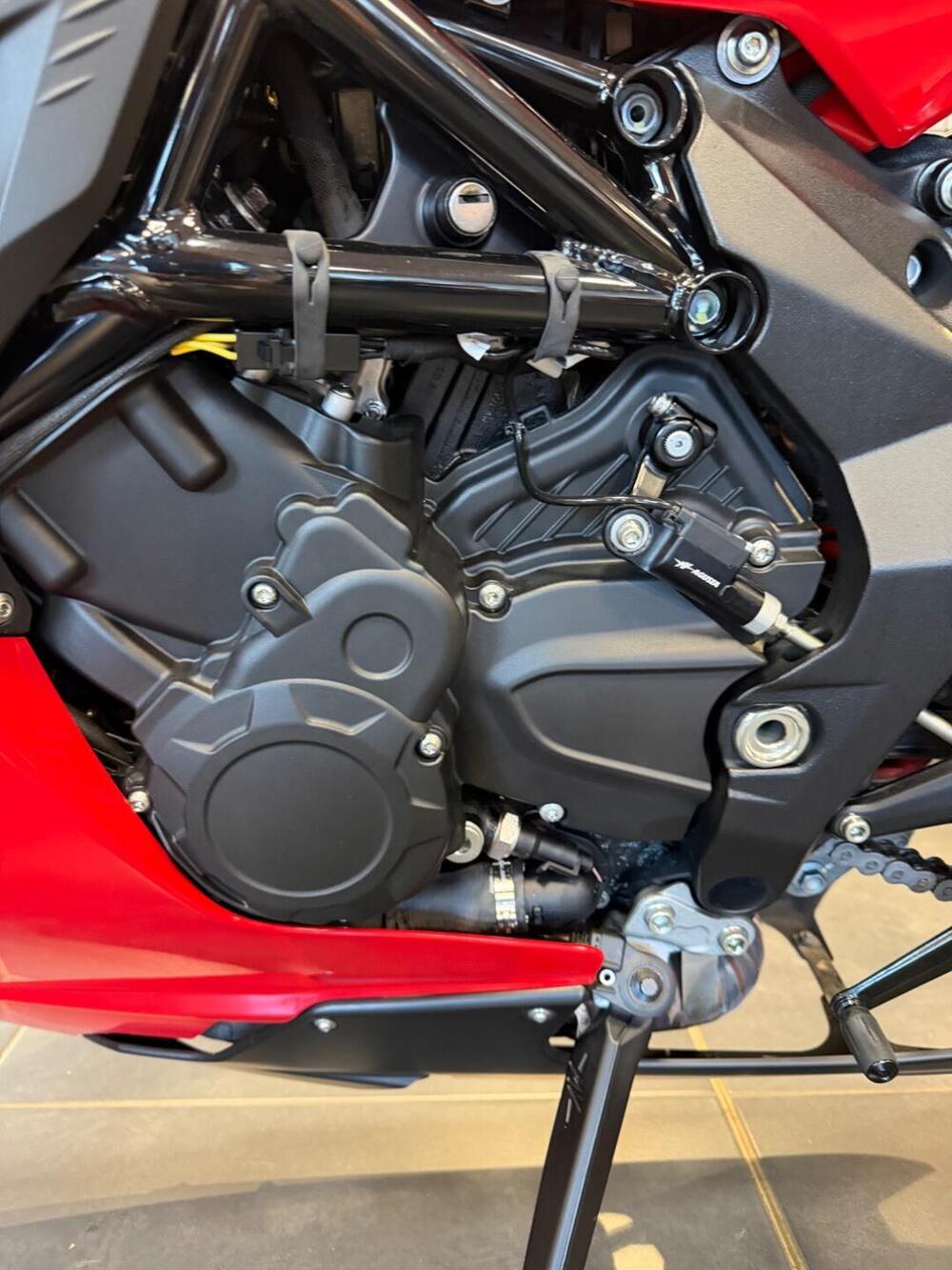 MV Agusta F3 800 Rosso (2021 - 23) (19)