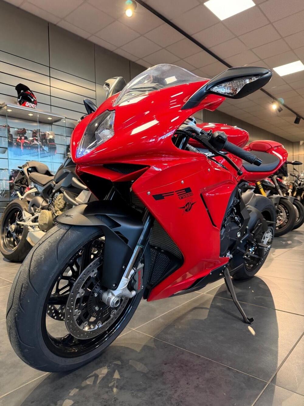 MV Agusta F3 800 Rosso (2021 - 23) (6)