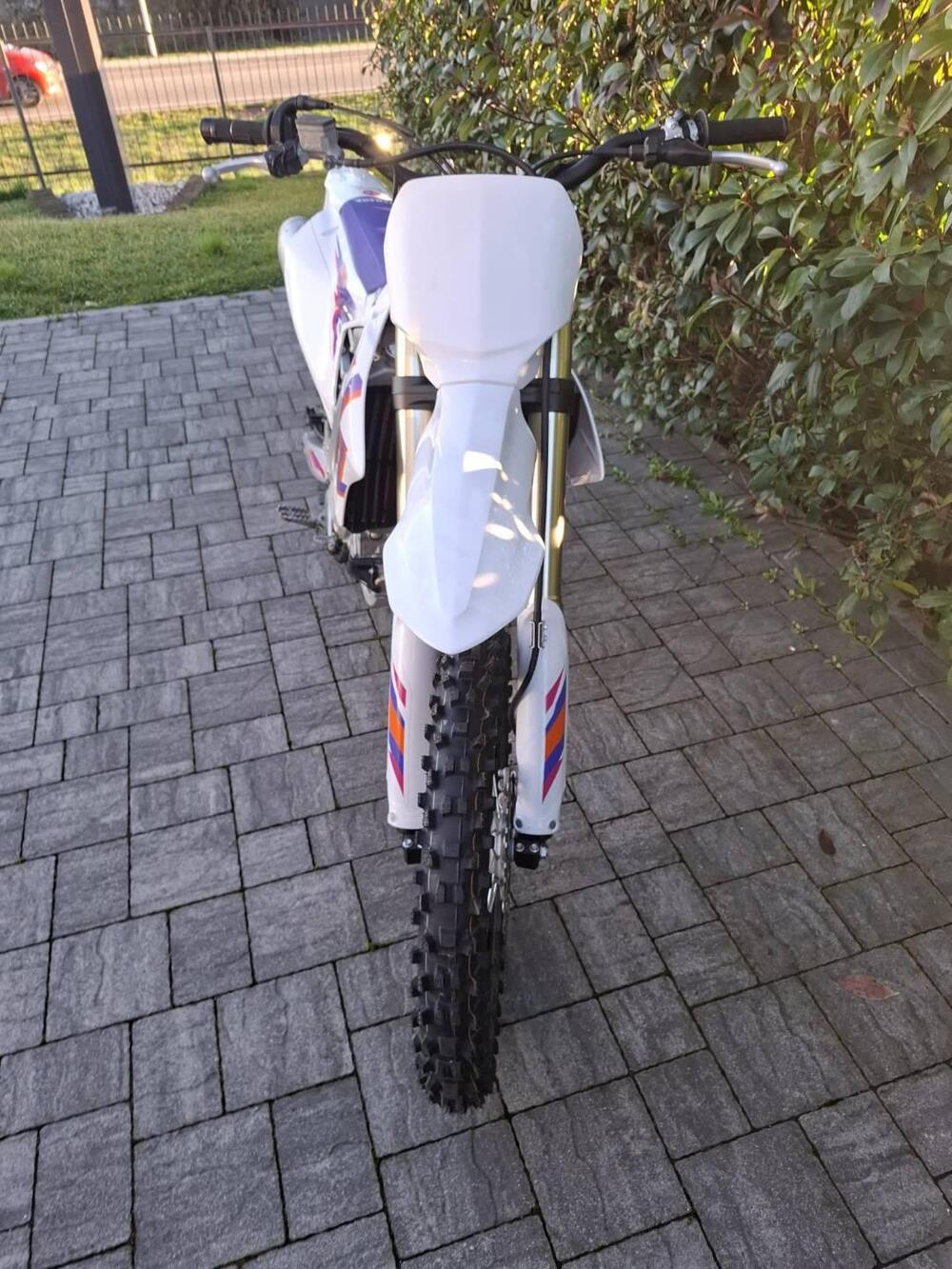 Yamaha YZ 450 F 50° Anniversario (2024) (3)