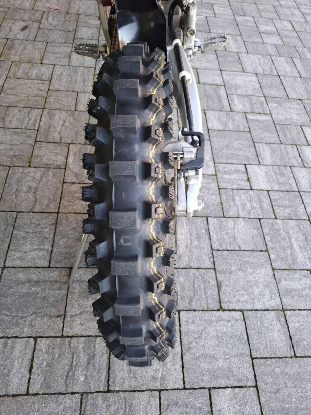 Yamaha YZ 450 F 50° Anniversario (2024) (5)