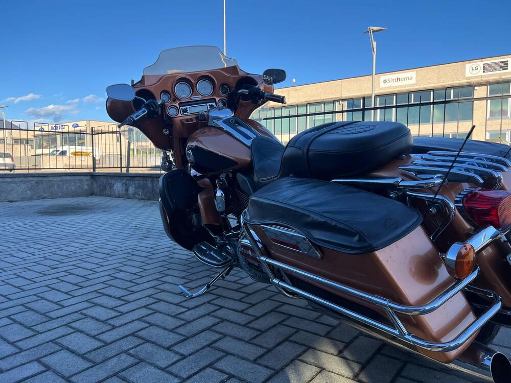 Harley-Davidson 1584 Electra Glide Ultra Classic (2008 - 13) - FLHTCU (4)