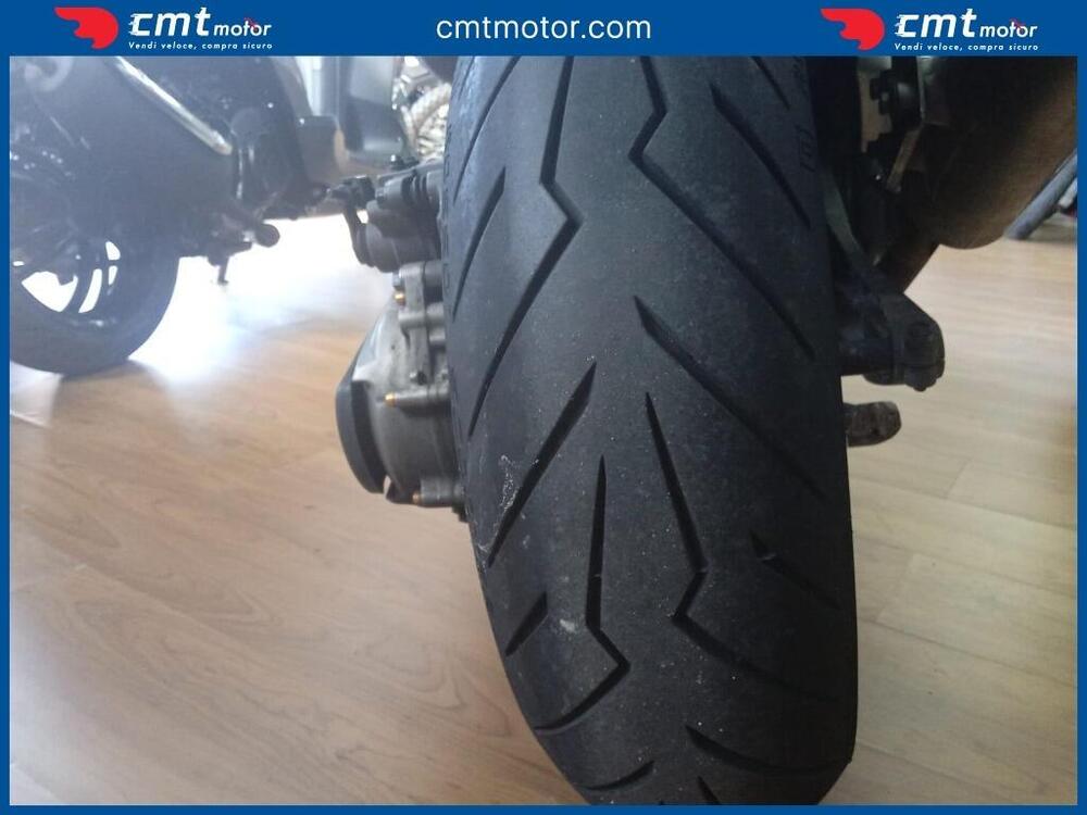 Yamaha T-Max 500 (2004 - 07) (6)