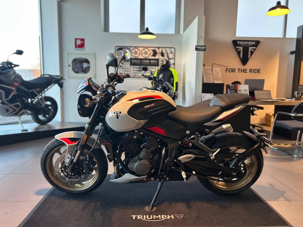 Triumph Trident 800 (2026) (3)