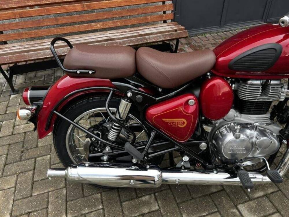 Royal Enfield Classic 350 (2021 - 26) (2)