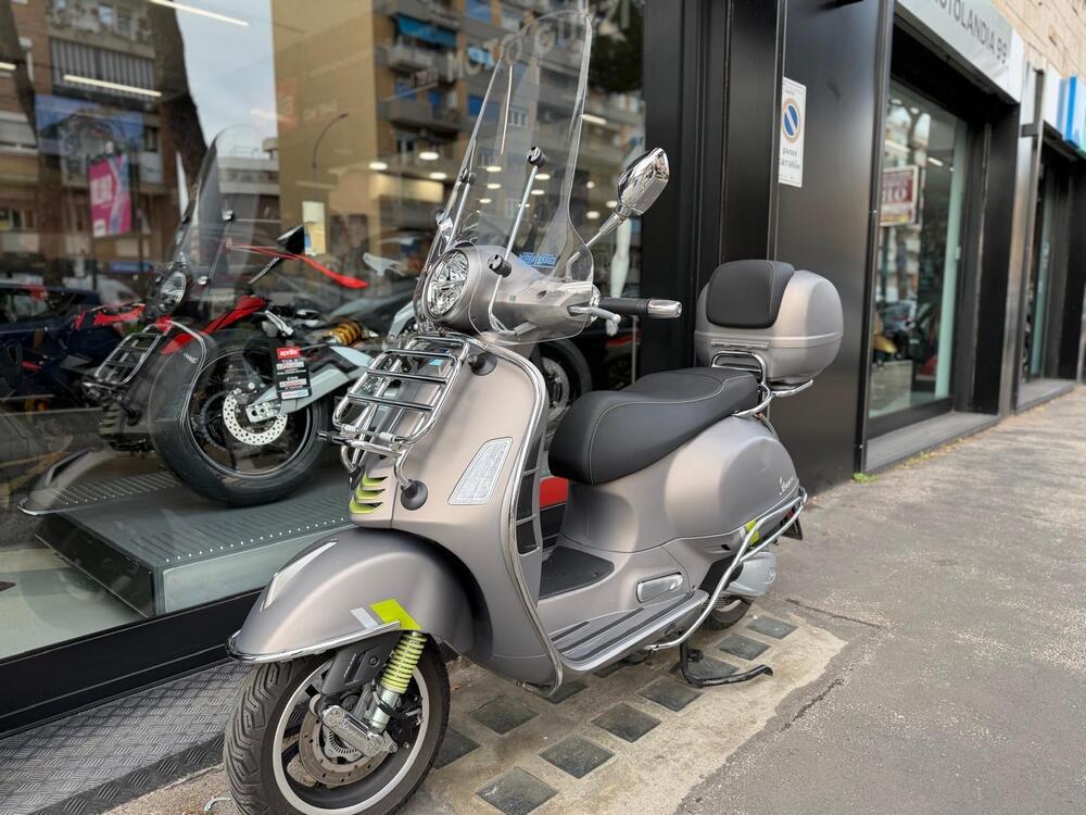 Vespa GTS 300 Super Tech (2023 - 24) (9)