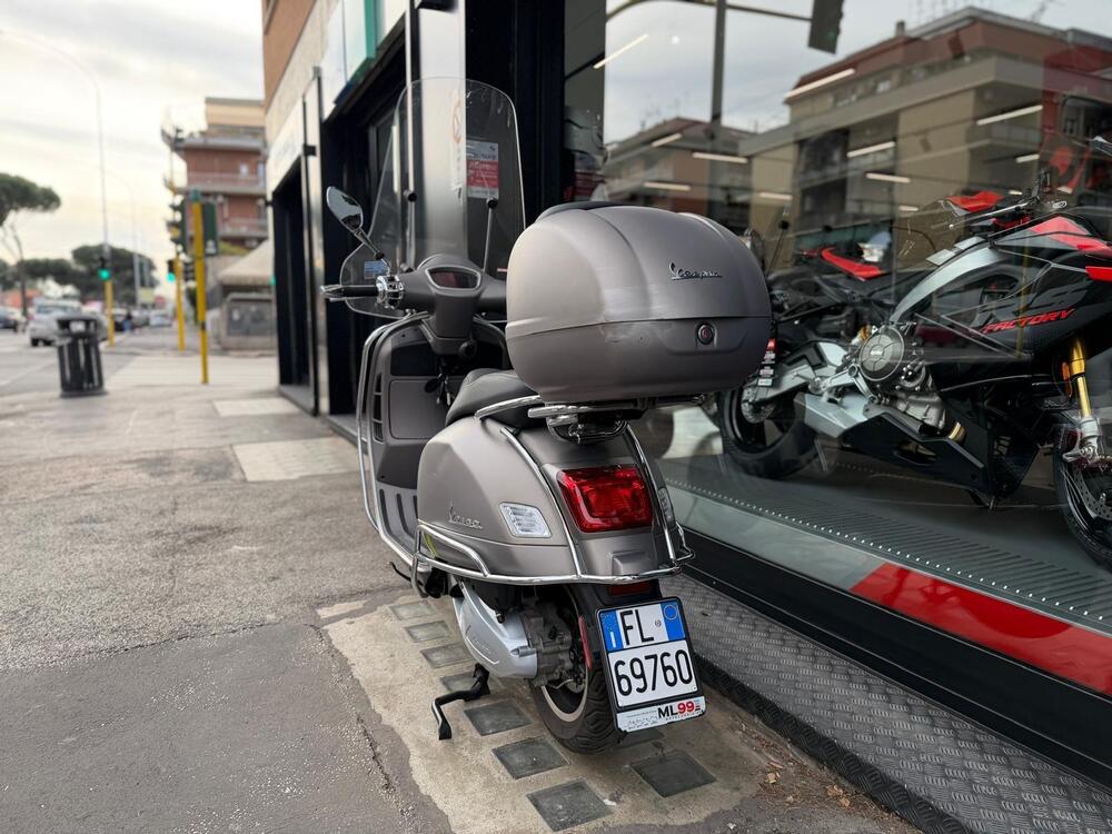 Vespa GTS 300 Super Tech (2023 - 24) (14)