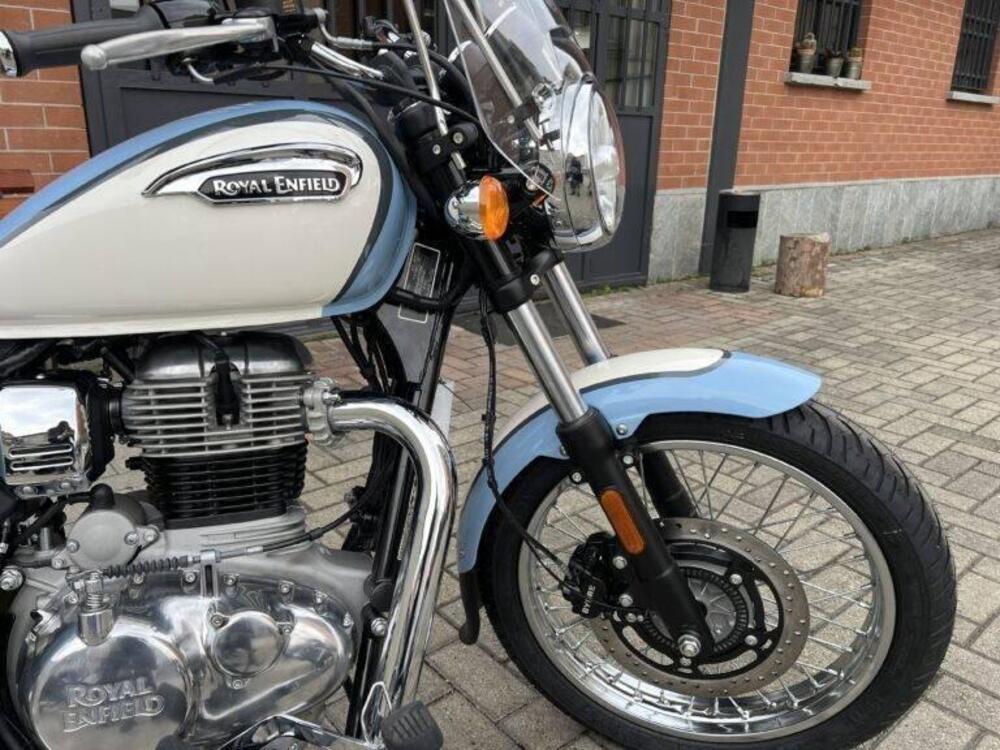 Royal Enfield Meteor 350 Aurora (2024 - 26) (5)