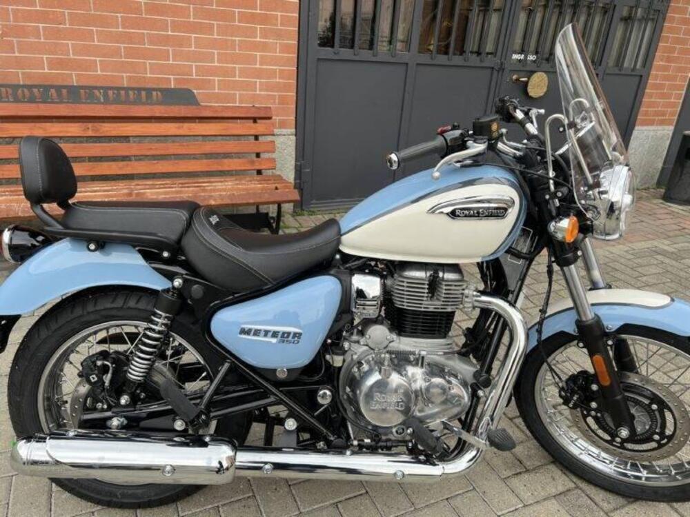 Royal Enfield Meteor 350 Aurora (2024 - 26) (6)