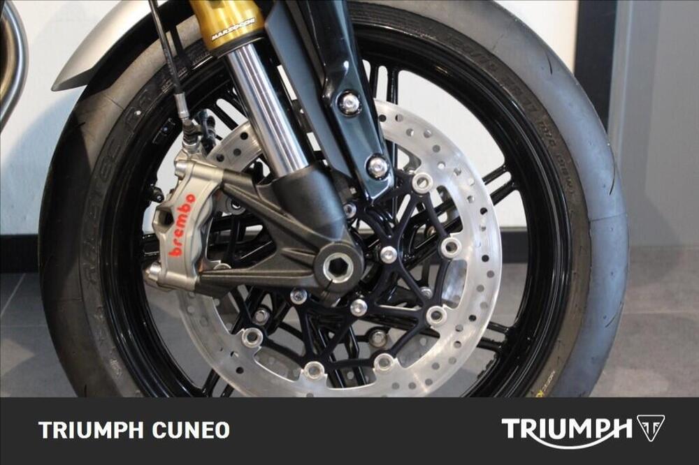 Triumph Speed Twin 1200 RS (2025 - 26) (9)