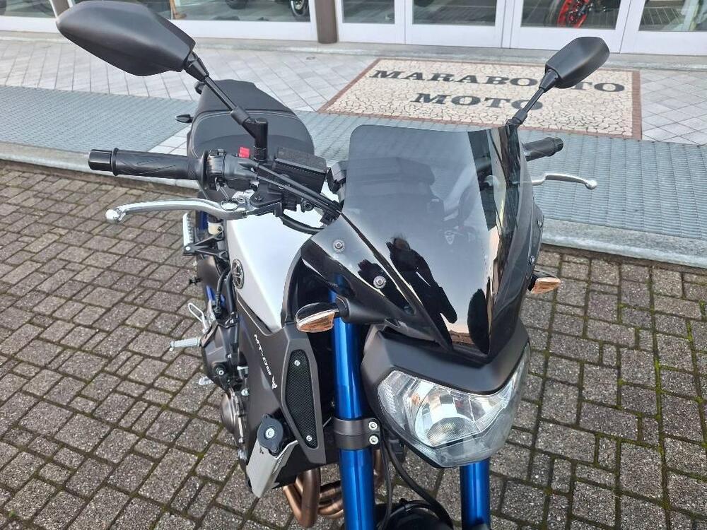 Yamaha MT-09 ABS (2016) (10)