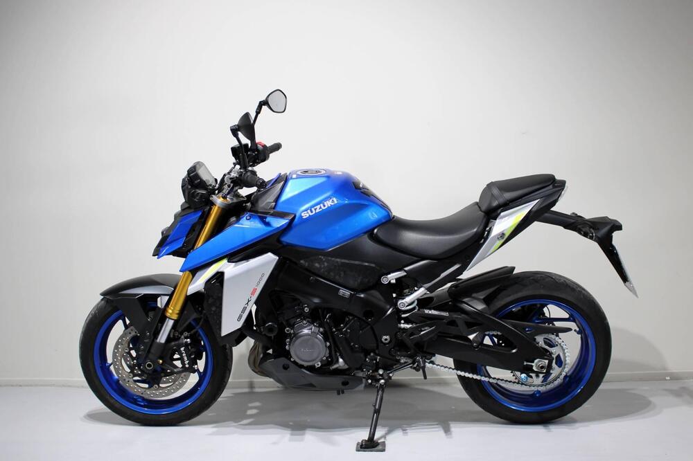Suzuki GSX-S1000 (2021 - 25) (4)