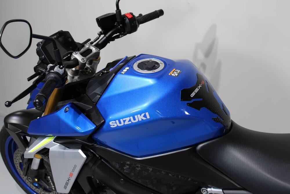 Suzuki GSX-S1000 (2021 - 25) (5)