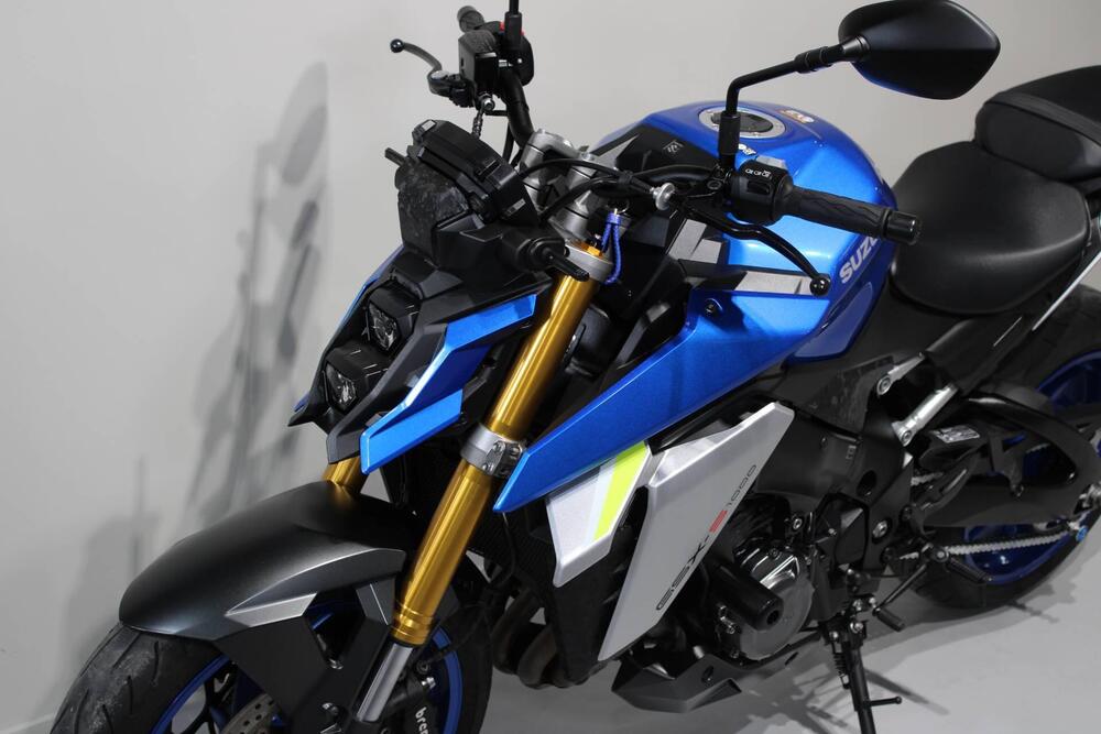 Suzuki GSX-S1000 (2021 - 25) (8)