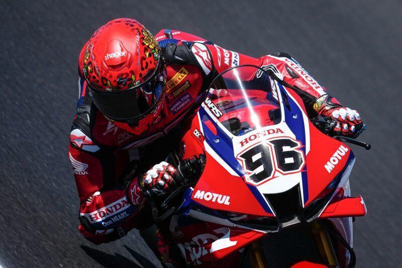 SBK 2026 GP d'Australia a Phillip Island. Fratture al polso per Jake Dixon. Honda senza i due piloti ufficiali