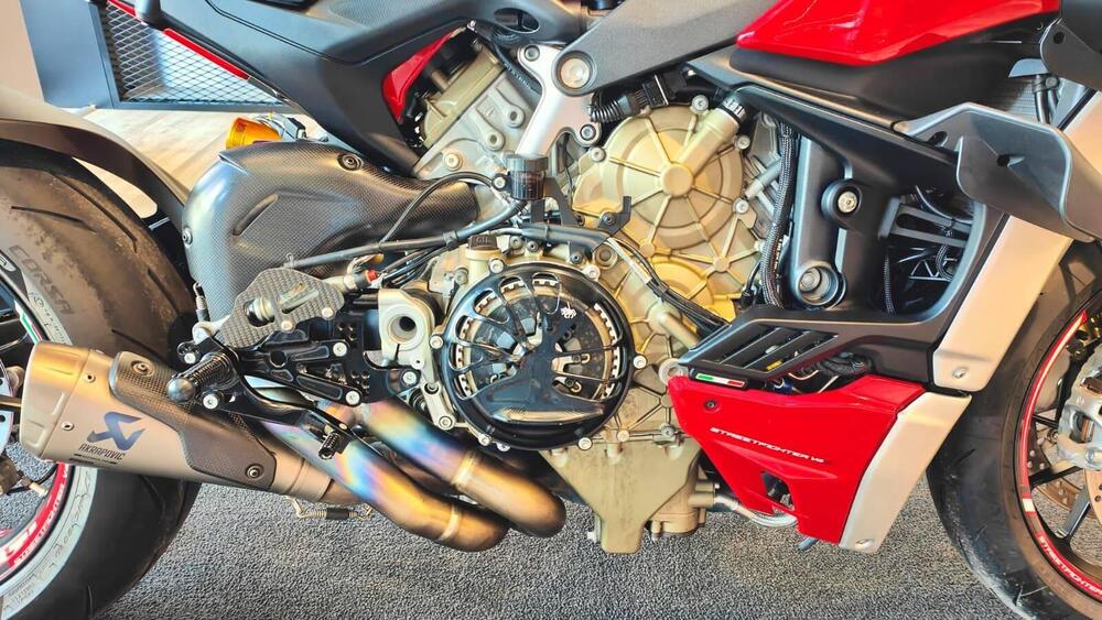 Ducati Streetfighter V4 1100 S (2020) (9)