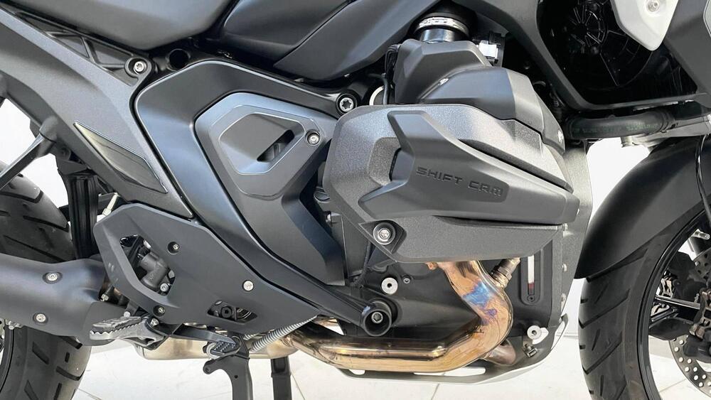 Bmw R 1300 GS Triple Black (2023 - 26) (7)